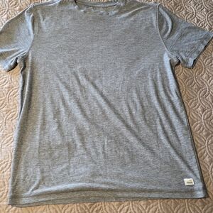 Vuori Strato Tech Men's Small Heather Gray T-Shirt